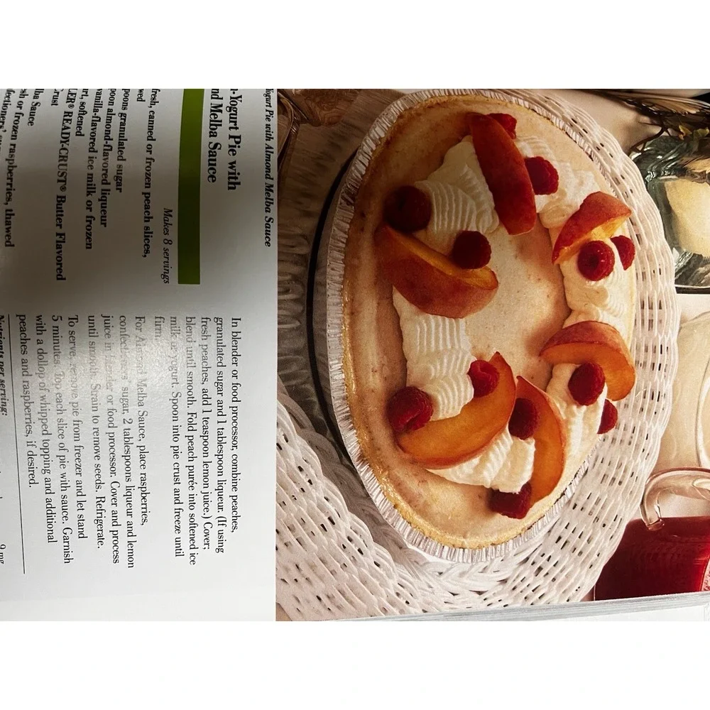 Light Cooking Cookbook Low Fat Low Calorie Low Cholesterol Hardcover‎ Book